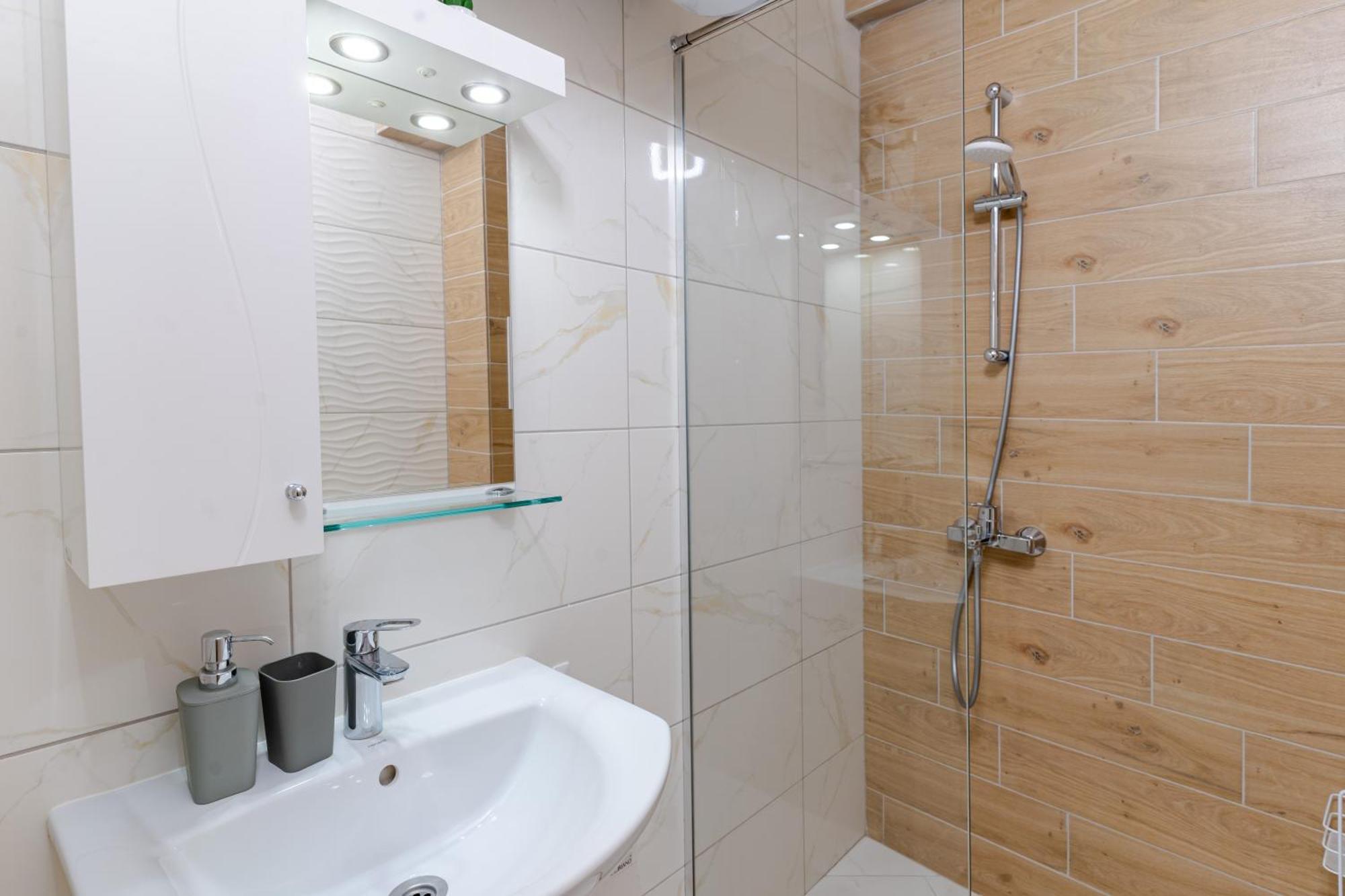 Mirela Guest Apartment فيليكو ترنوفو المظهر الخارجي الصورة